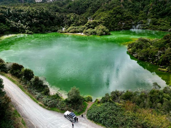 Comment utiliser le partage de localisation en temps réel pour des randonnées sécurisées avec un Google Pixel 5?